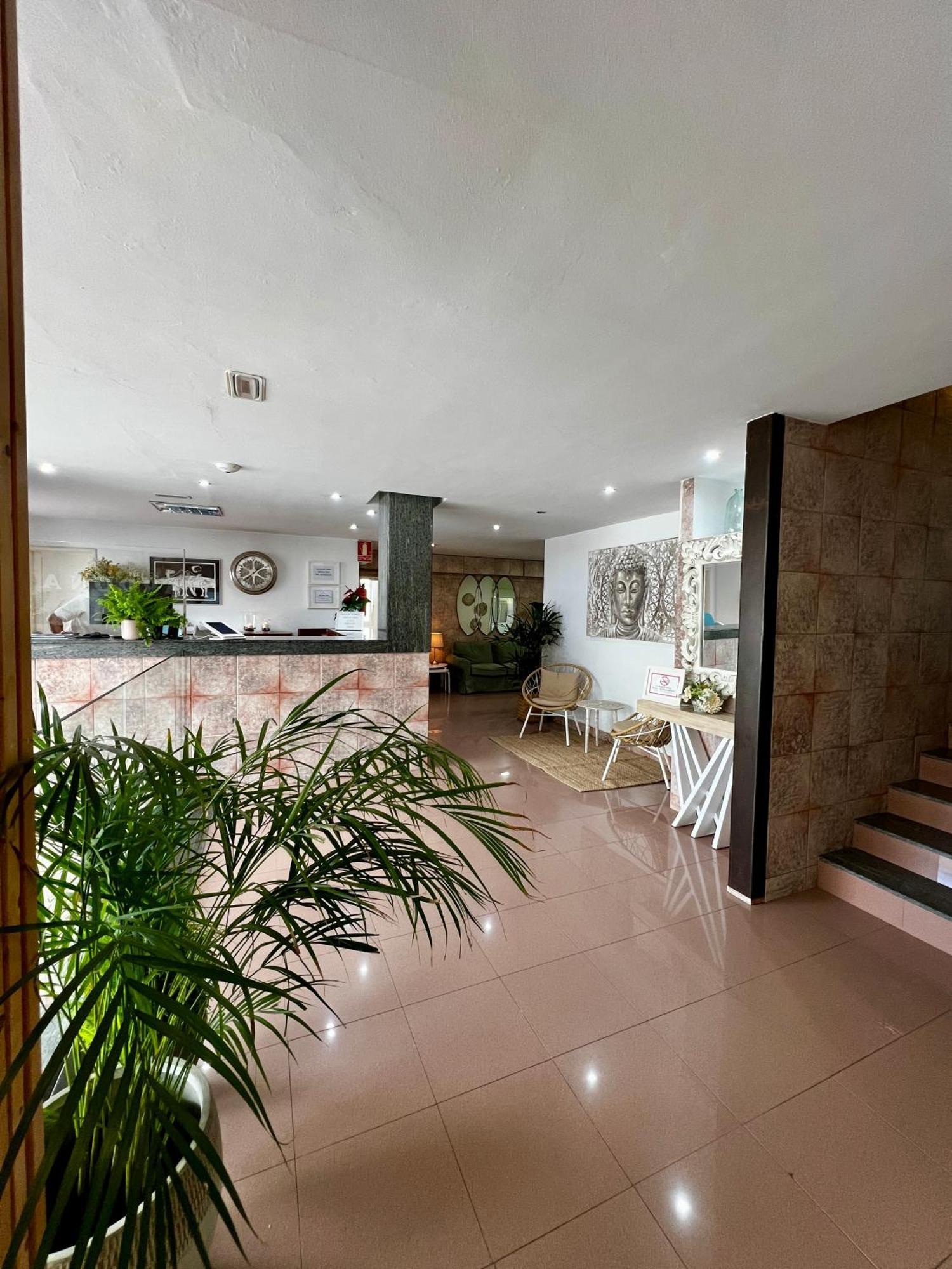 Hostal Residencia Cardona Arrecife  Ngoại thất bức ảnh