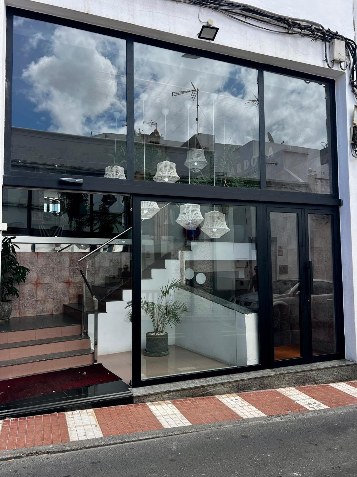 Hostal Residencia Cardona Arrecife  Ngoại thất bức ảnh